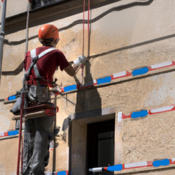 Peinture façade : changez l'apparence de votre maison avec une nouvelle couleur éclatante Harnes